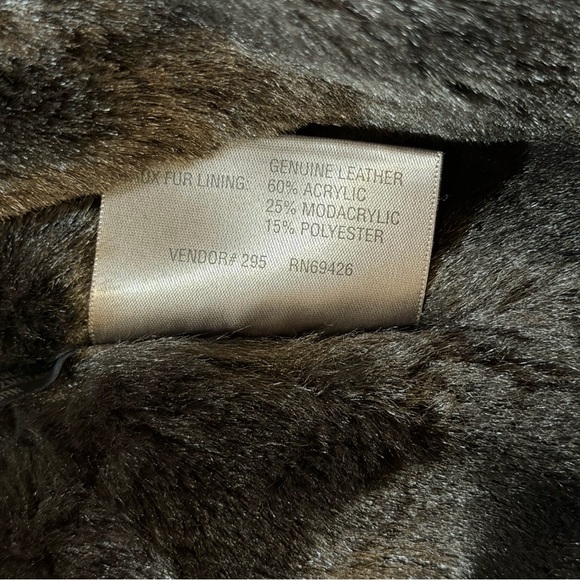 Pelle Thick Leather Jacket Faux Fur Belted with Hood Full Zip Women’s XL Brown - Picture 16 of 16